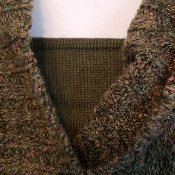 Green heavy sweater - Picture 2 of 2